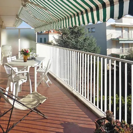 In Near Sandy Appartement Antibes